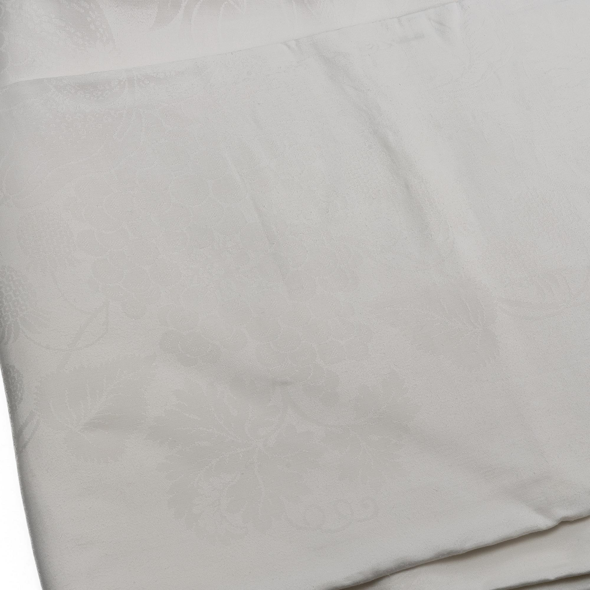 Tablecloth, linen damask, circa 1900, with Oscar II's monogram, approximately 550 x 270 cm.