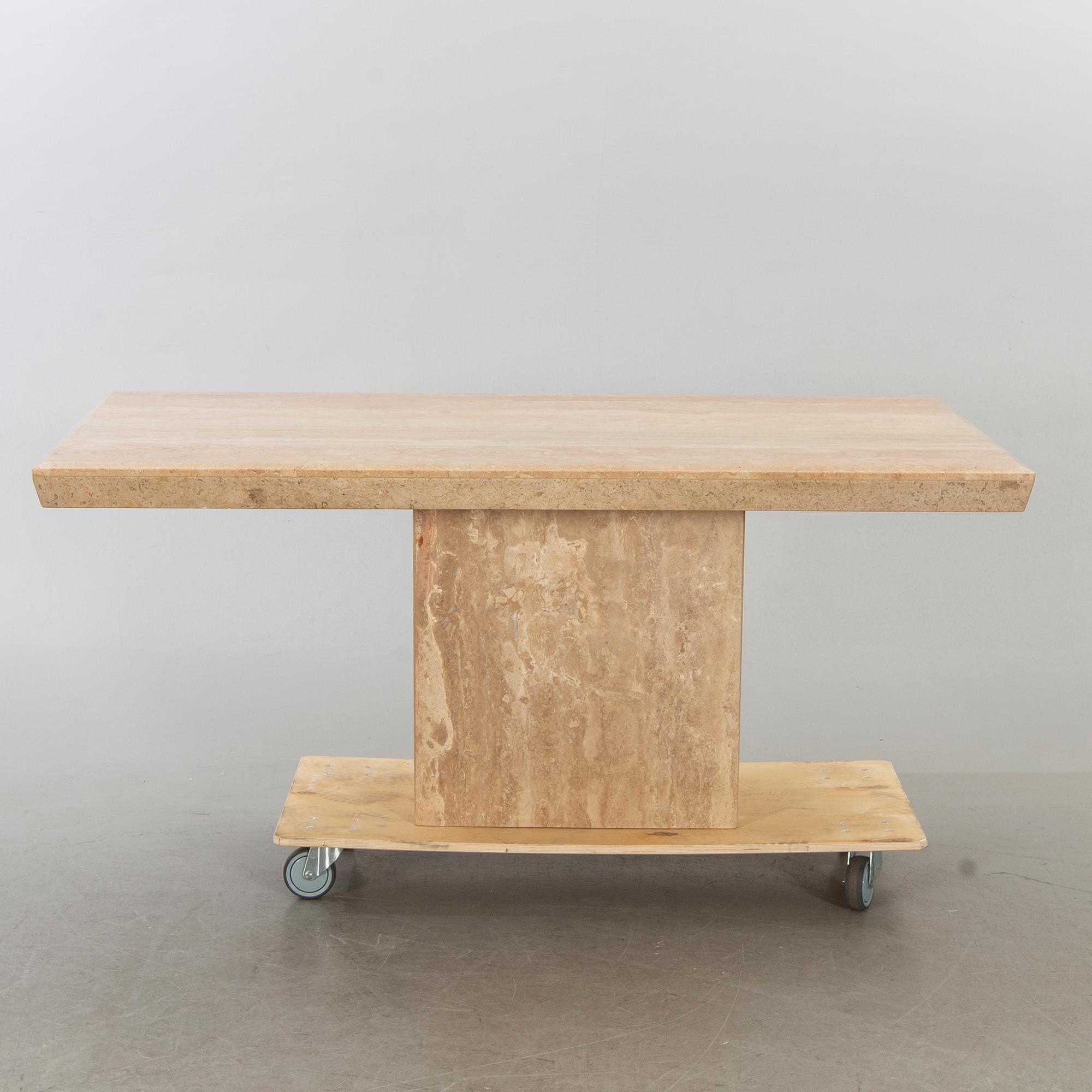MATBORD travertin Italien 1970-80-tal.