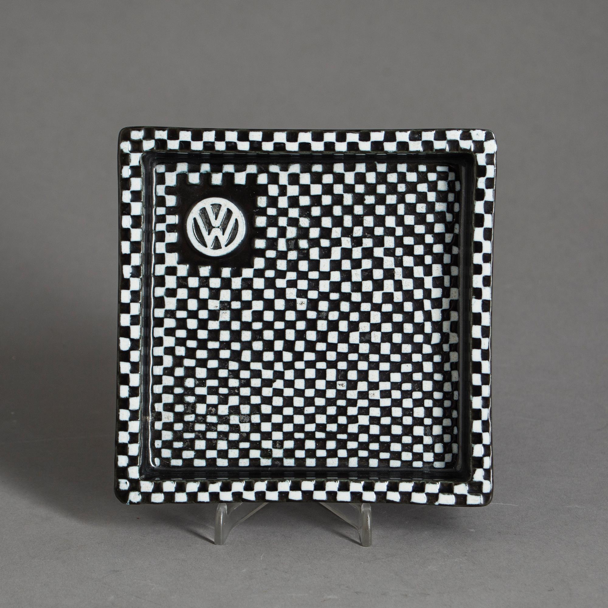 STIG LINDBERG, "DOMNINO" ASHTRAY, GUSTAVSBERG, SWEDEN.