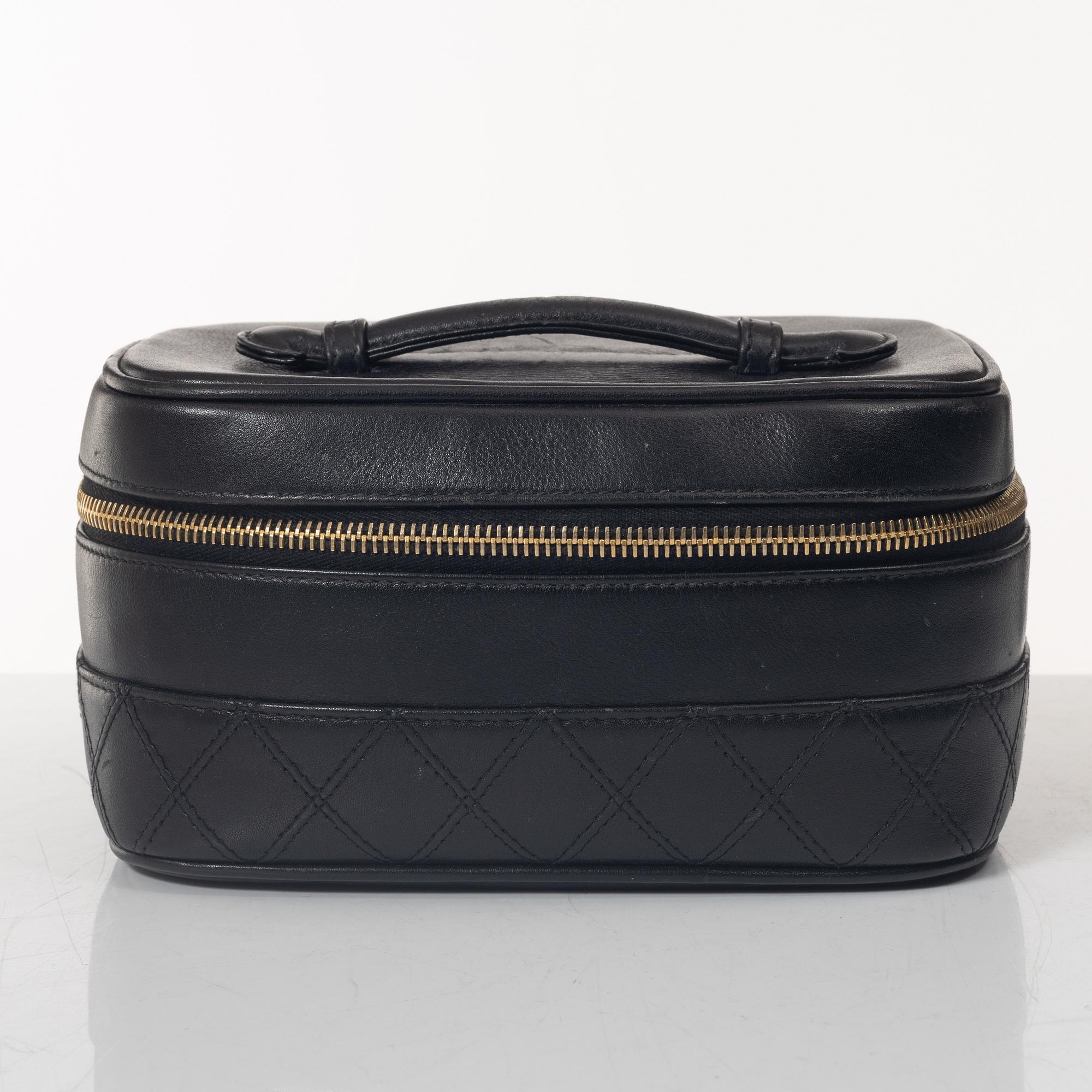 Chanel, beauty box, "Sac a Vanity", 1996-1997.