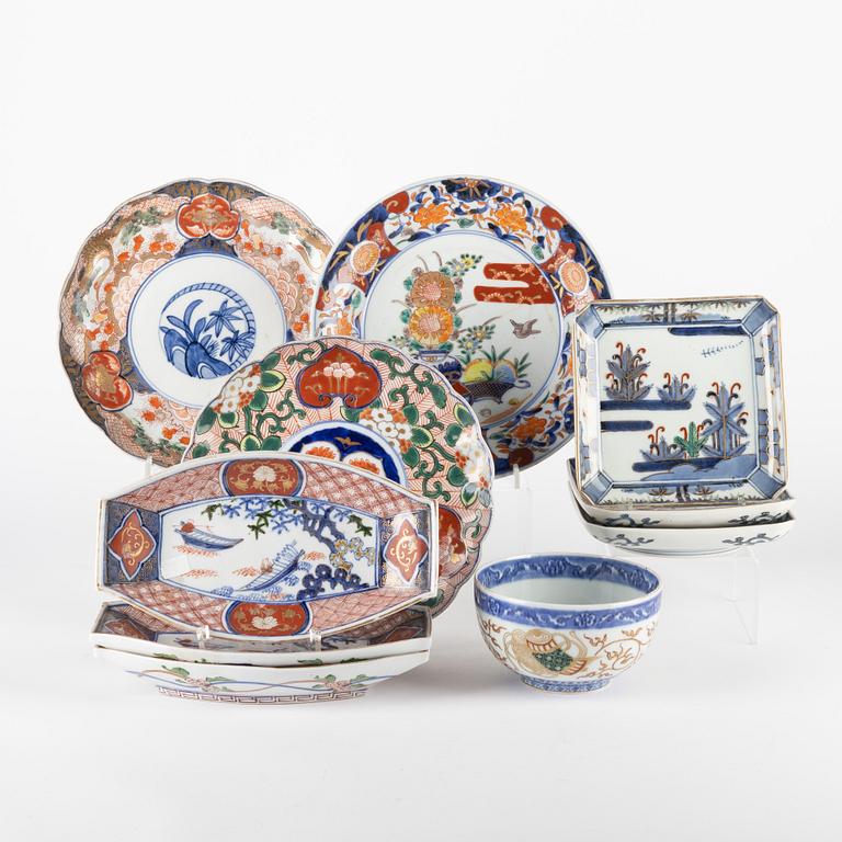 A group of Japanese imari porcelain, Meiji period and 20th Century.