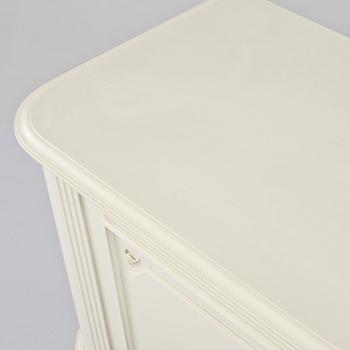 SIDEBOARD, gustaviansk stil, 1900-talets andra hälft.