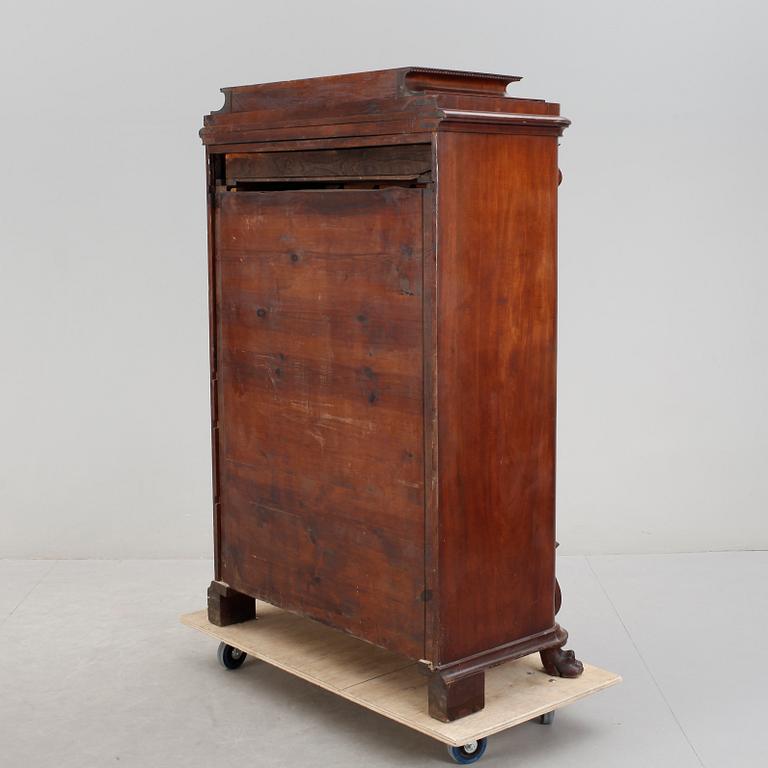 CHIFFONJÉ, 1800-tal.