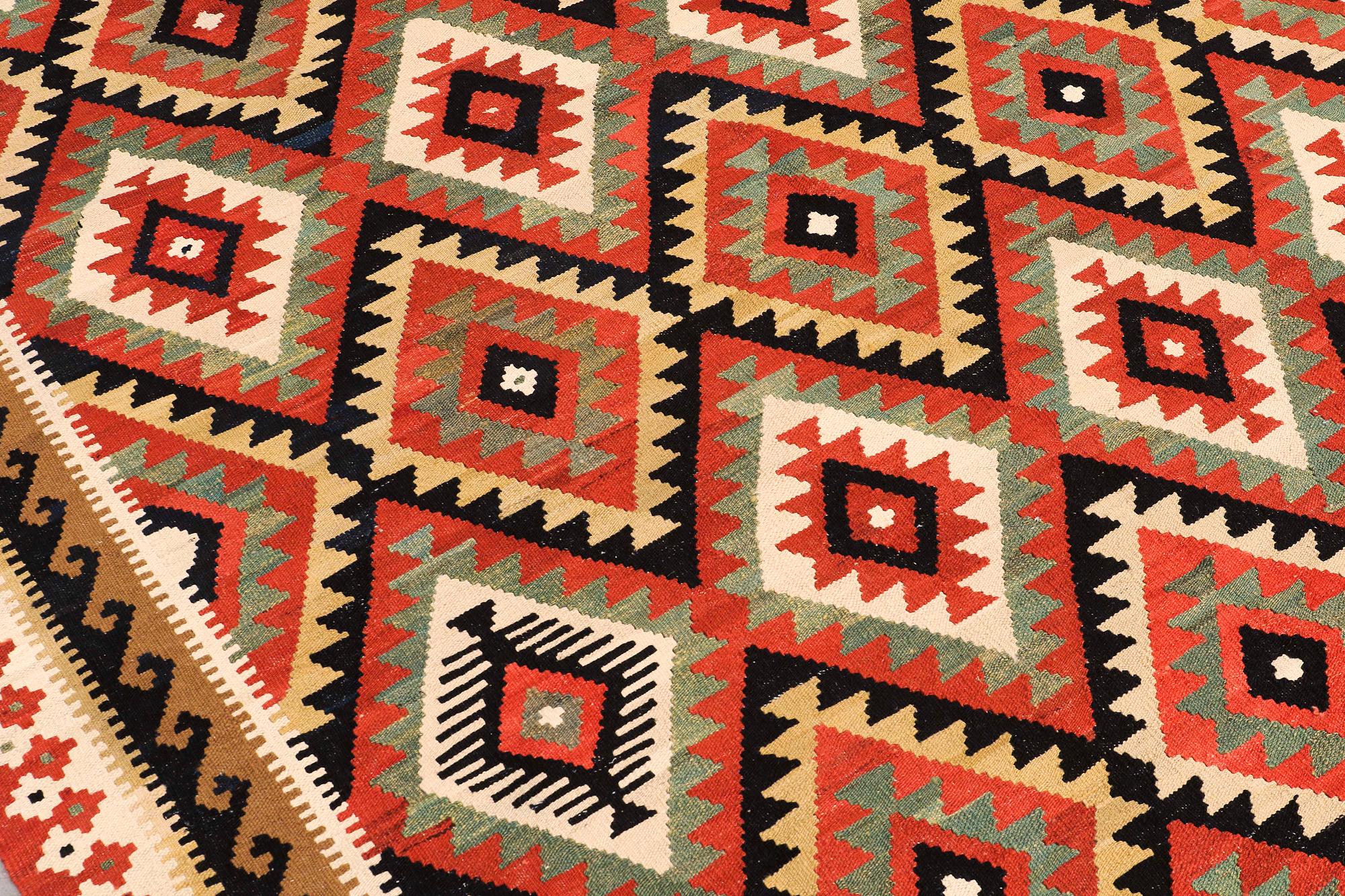 CARPET, Kilim, ca 302 x 207 cm.
