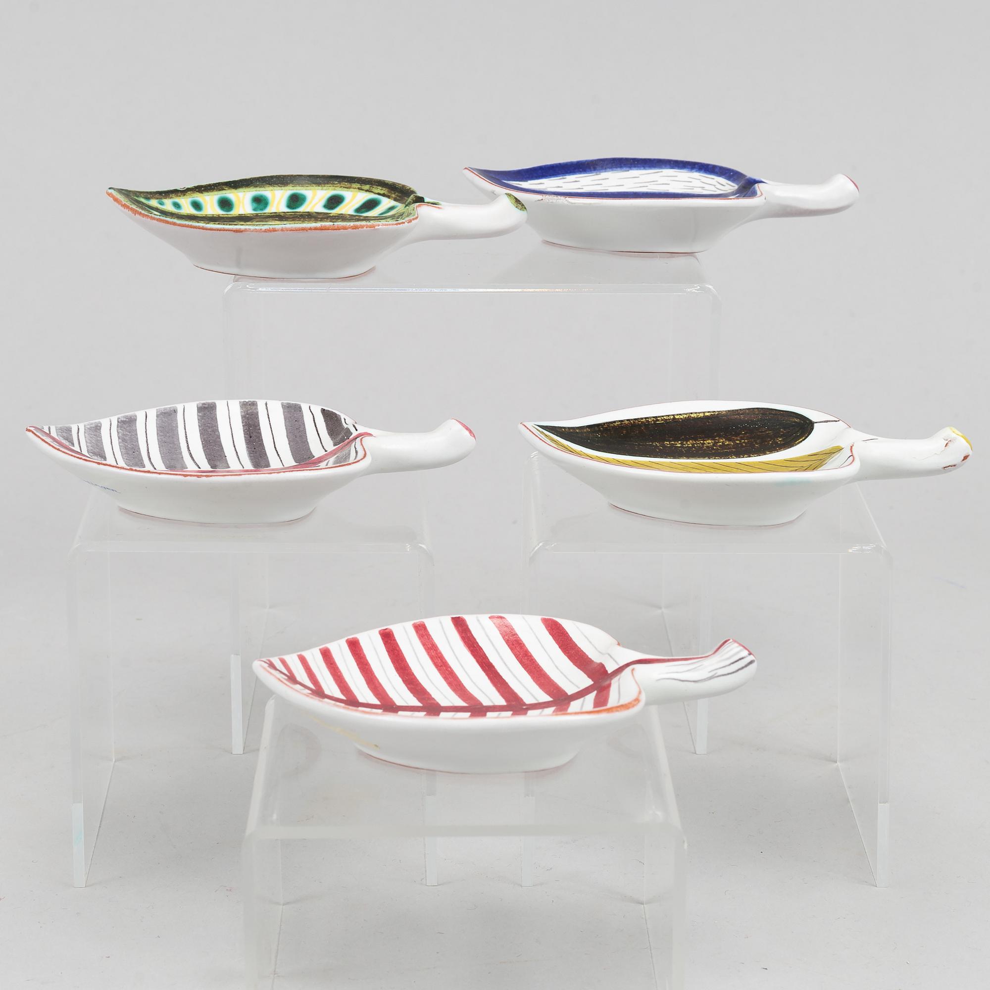 Stig Lindberg, five earthenware dishes, Gustavsberg studio.