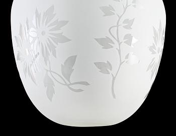 TAKLAMPA, glas, Orrefors, omkring 1940, h 65.