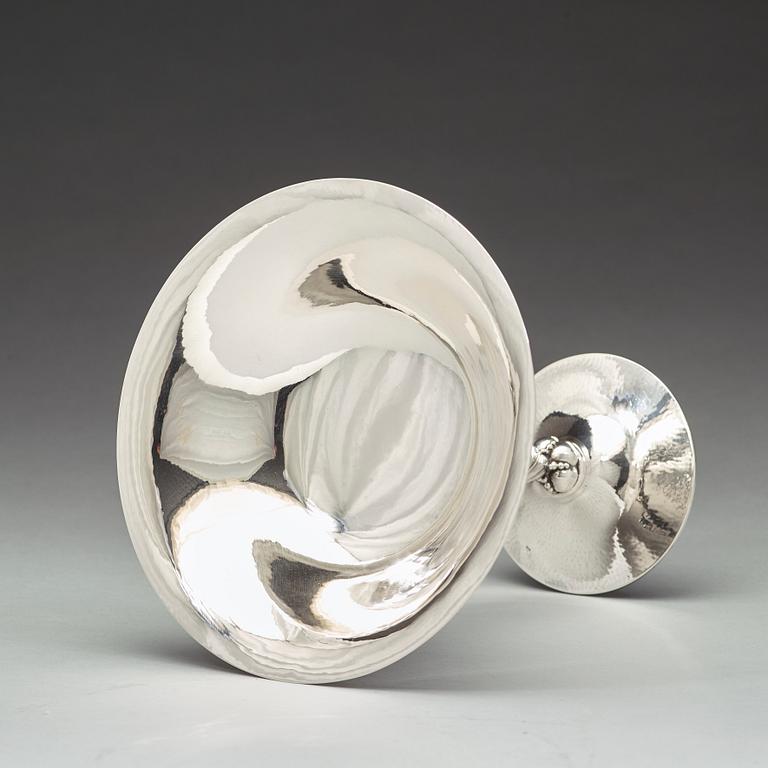 Georg Jensen, A Georg Jensen sterling bowl, Copenhagen 1925-32, design nr 264 A.