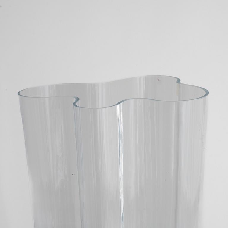 An Alvar Aalto vase, model 0551, signed Alvar Aalto Iittala 2000.