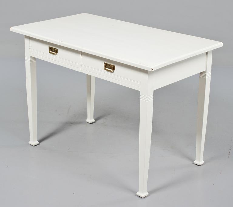 SKRIVBORD, jugend, 1900-talets första hälft.