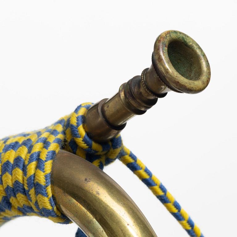 Signal trumpet, “True Sound”.
