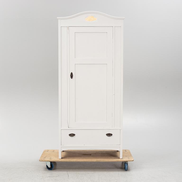 A wardrobe, early 20th Century.