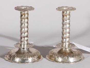 LJUSSTAKAR, ett par. Silver. Tenn & Silver AB, Göteborg 1948.