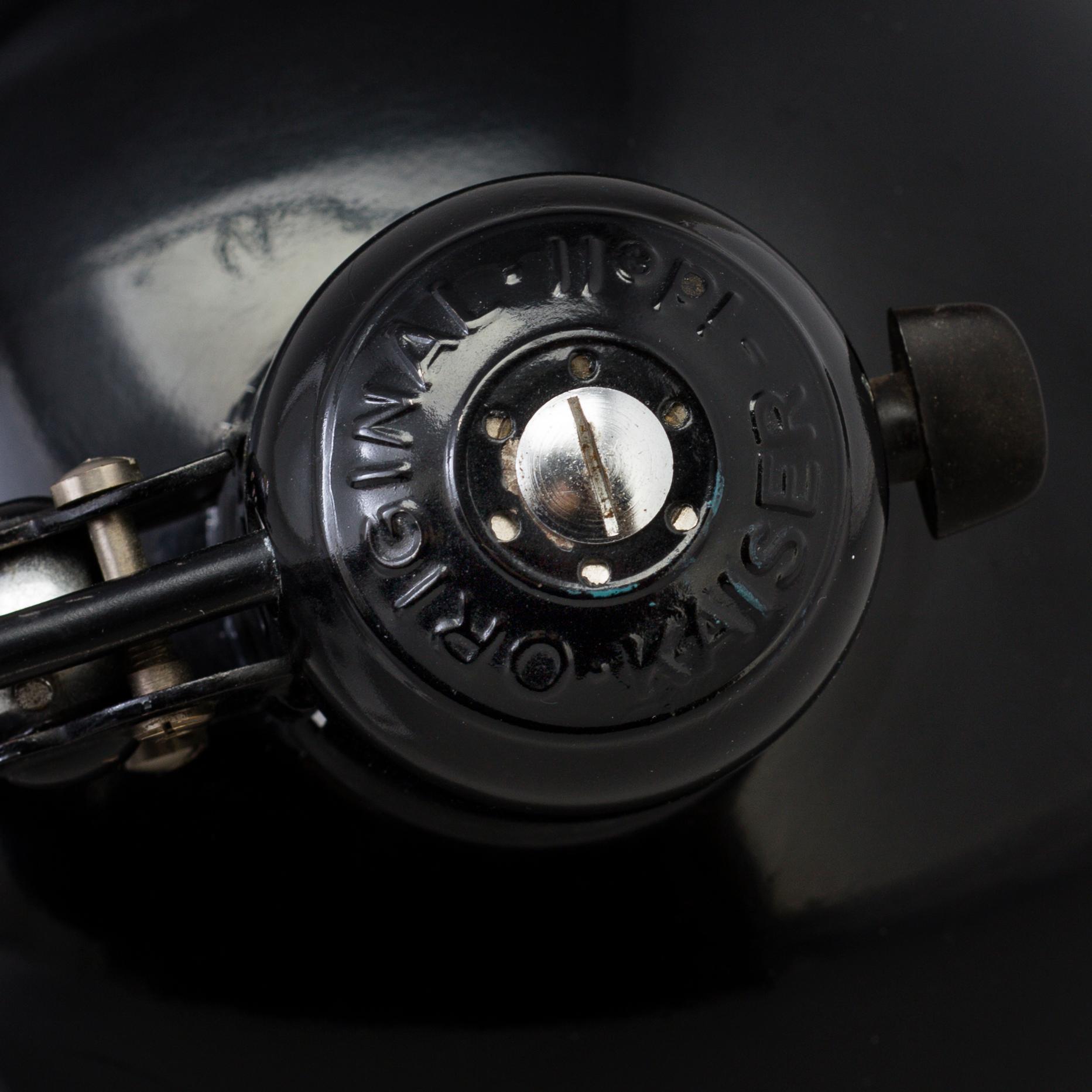 VÄGGLAMPA, Christian Dell, Kaiser & Co, formgiven 1936.