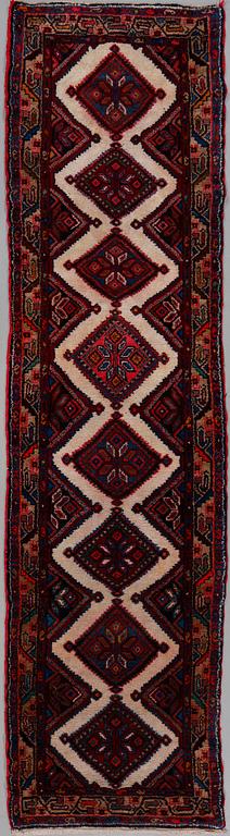 GALLERIMATTA, Hamadan, old, ca 320x90 cm.