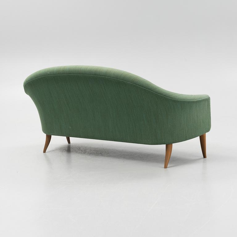 Kerstin Hörlin-Holmquist, a 'Paradiset' sofa from the 'Triva'-series, Nordiska Kompaniet, Nyköping.