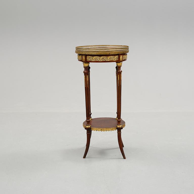 LAMPBORD, Louis XVI-stil, 1900-talets första hälft.