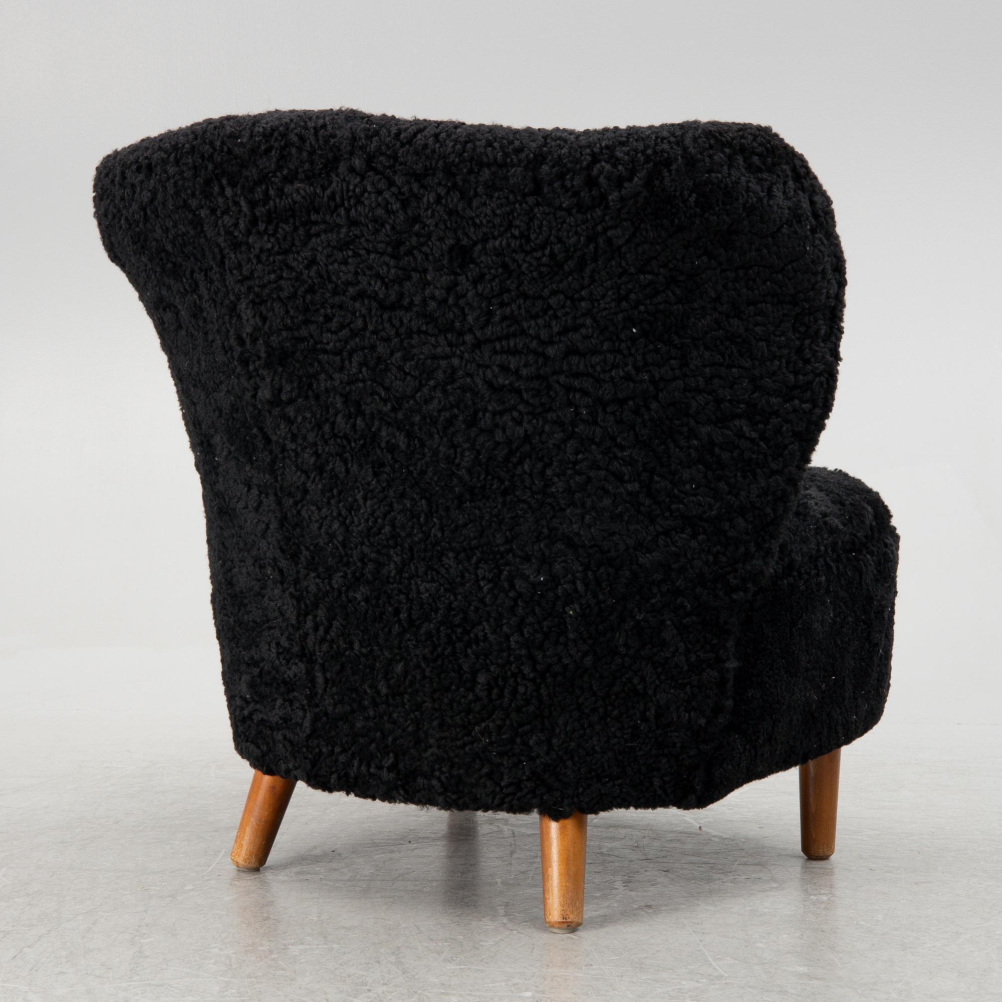 Armchair, Swedish Modern, circa mid-20th century.