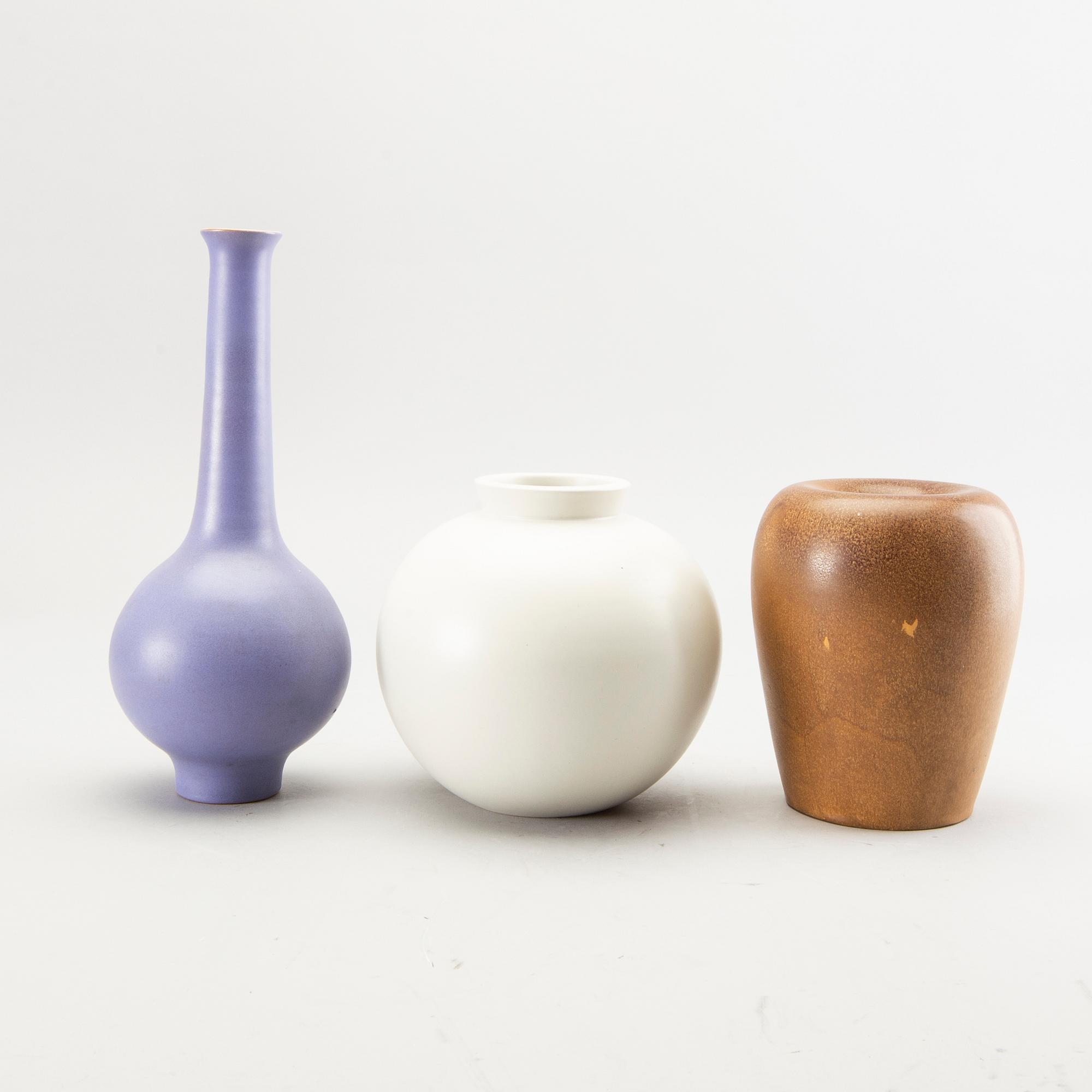 Three ceramic vases, amongst others Wilhelm Kåge, Gustavsberg and Anna-Lisa Thomson, Upsala-Ekeby.