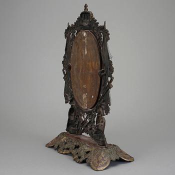BORDSSPEGEL, gjutjärn, sannolikt Huseby bruk. 1800-talets slut.