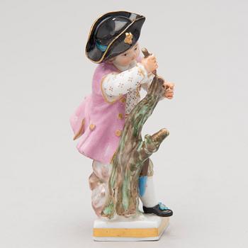 A mid-19th century Meissen porcelain figurine.