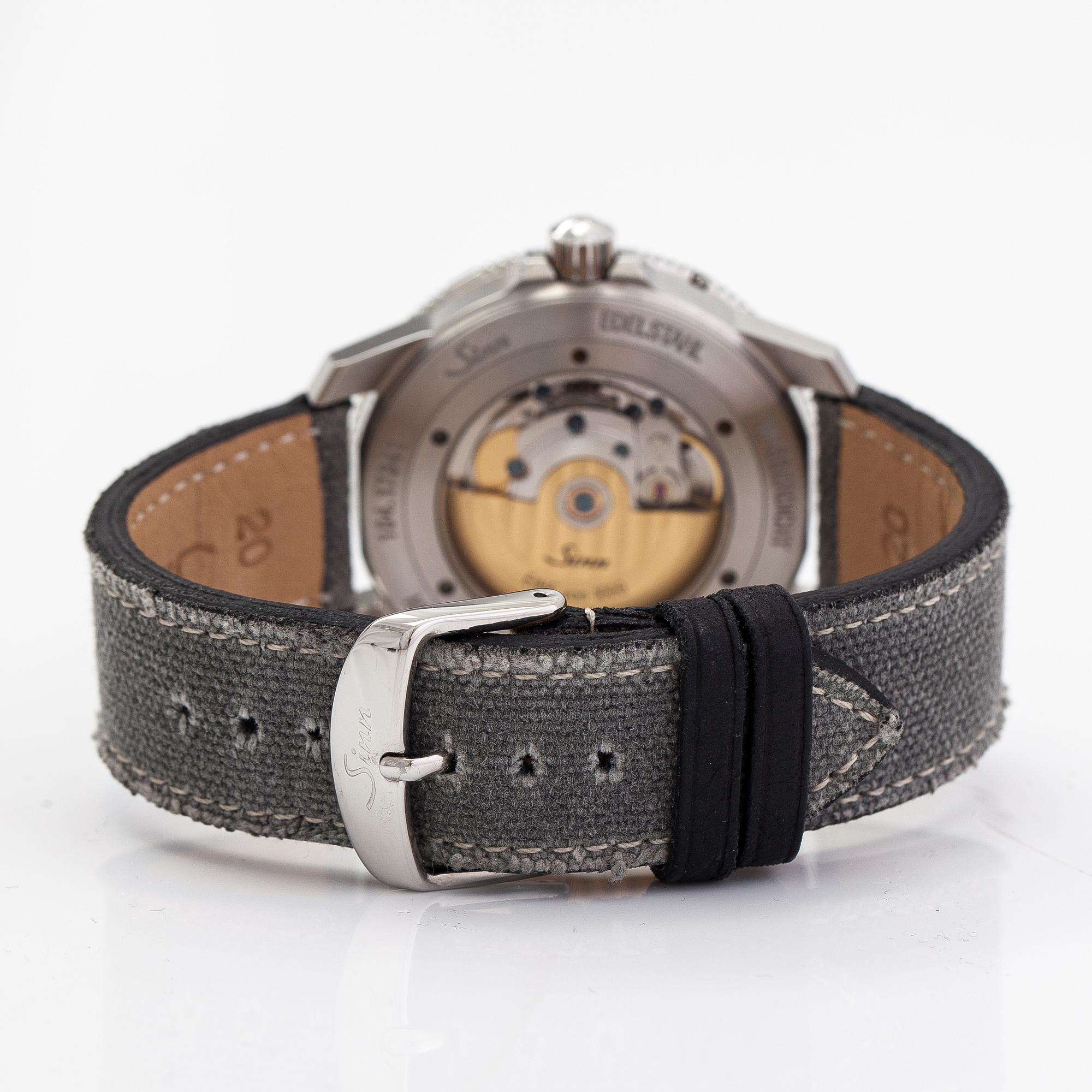 Sinn, 104 St Sa A B E, wristwatch, 41 mm.