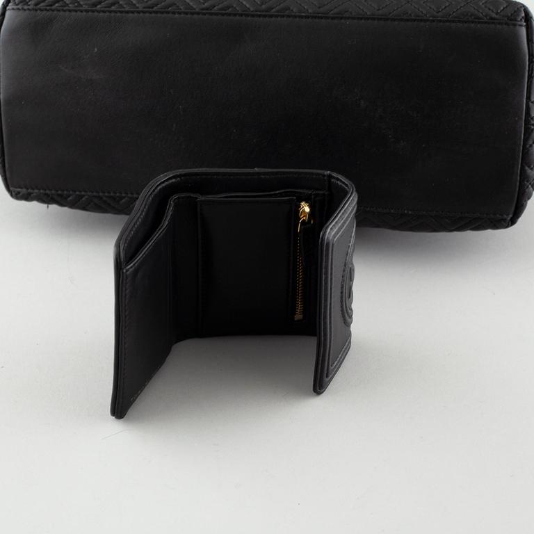 TORY BURCH, "Flemming" väska och plånbok.