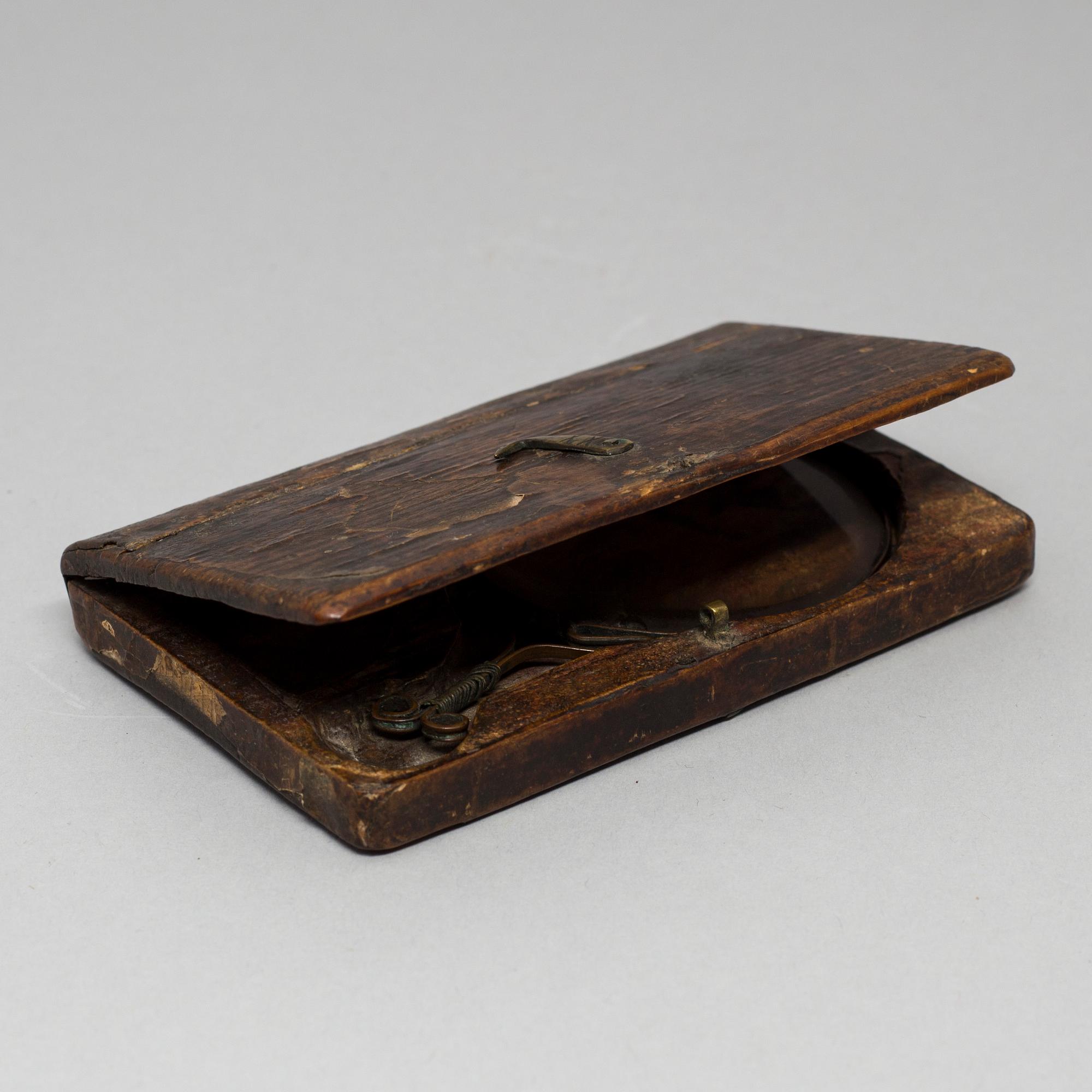 A magnifying glass, 18th/19th century.