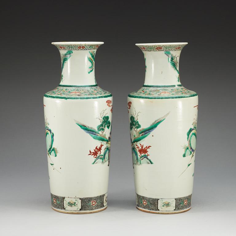 A pair of famille verte vases, Qing dynasty, 19th Century.