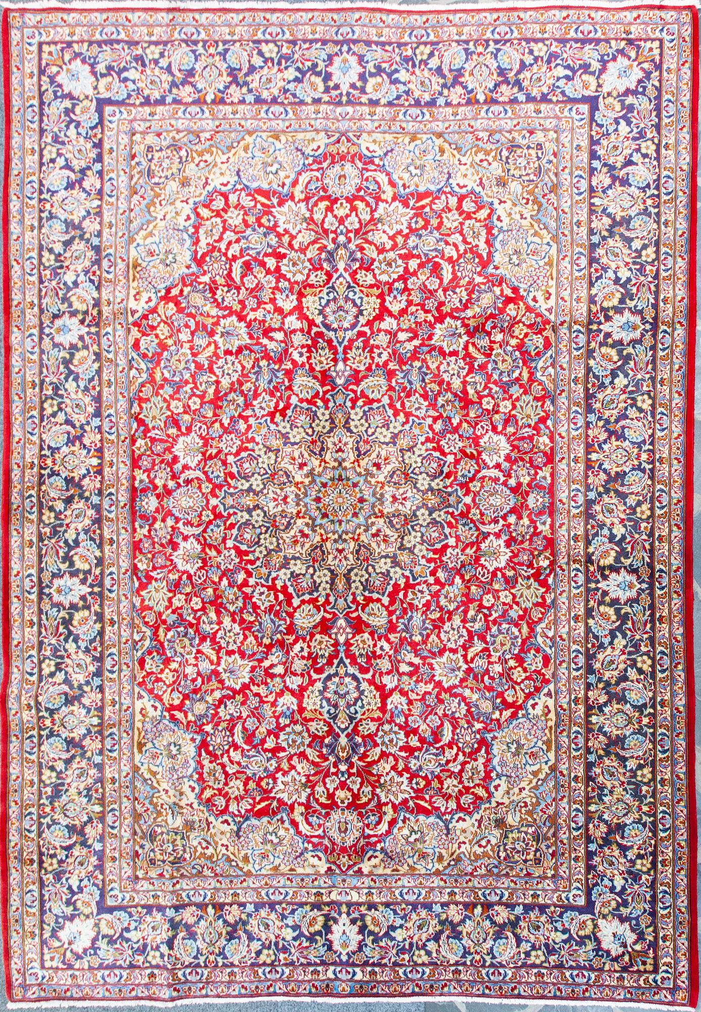 MATTO, Najafabad, noin 420 x 297 cm.