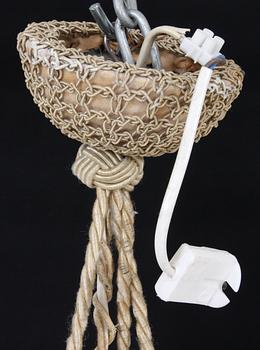 TAKAMPEL, glas, 1900-tal. H 80.