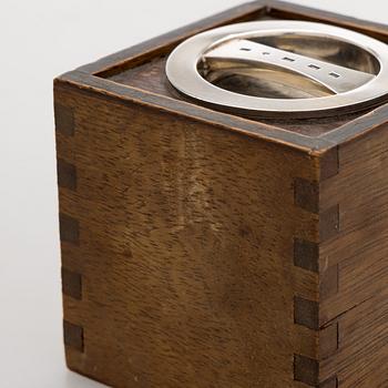 Bertel Gardberg, tedosa, teak och lock i silver, märkt BRG, silver 916H, Helsingfors 1957.
