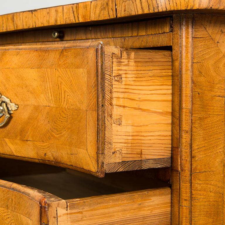 A Swedish chest of drawers, from around 1740.