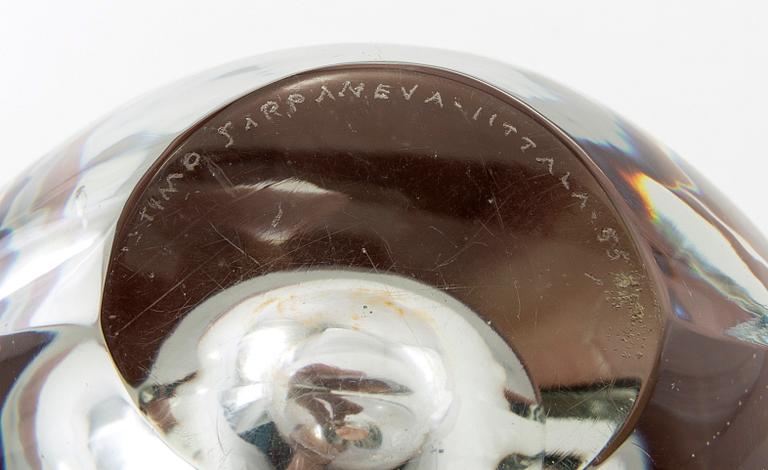 Timo Sarpaneva,  a 'Sitting bird' glass sculpture, model 3567, signed Timo Sarpaneva Iittala -55.