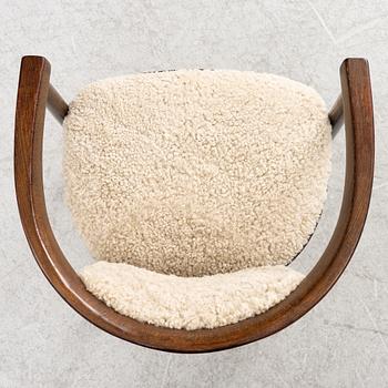 Karmstolar, ett par, 1900-talets andra hälft.