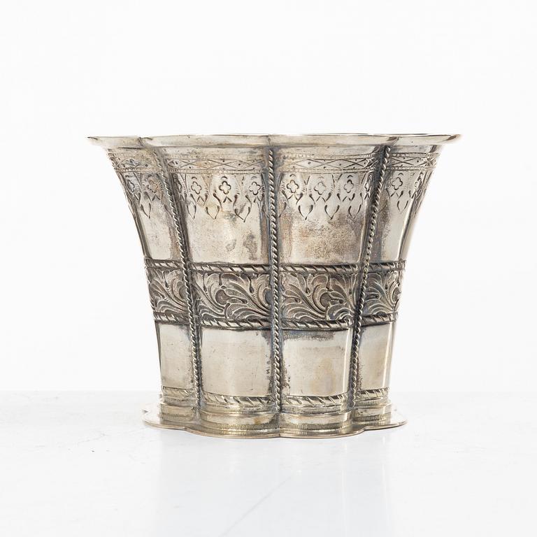 Beaker, so-called Margrete beaker, silver, JW Bohlin, Karlskrona, 1939.