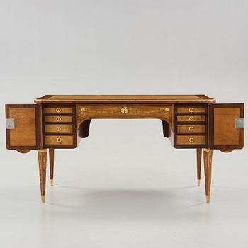 SKRIVBORD, av Georg Haupt (mästare i Stockholm 1770-1784), ej signerat. Gustavianskt.