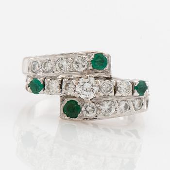 Ring, 18K gold with brilliant-cut diamonds and emeralds, Åhus Goldsmith, Holmqvist, Åhus, 1981.