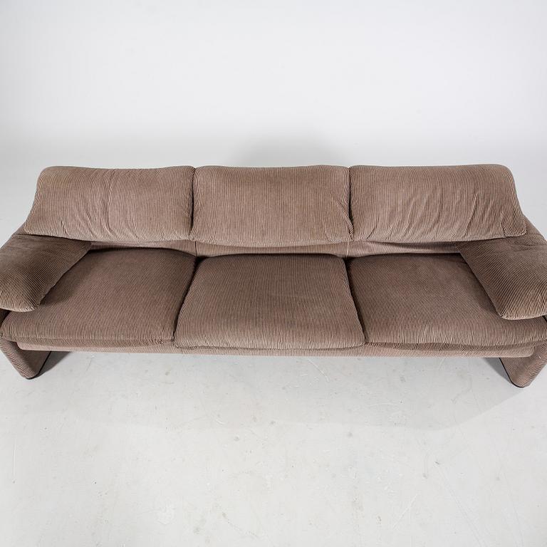 Vico Magistretti, sofa "Maralunga" for Cassina designed in 1973.