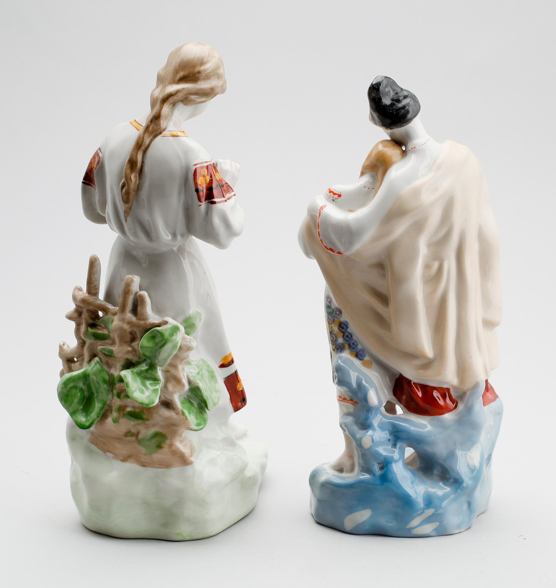 FIGURER, 2 st, porslin, Ryssland, 1900-tal.