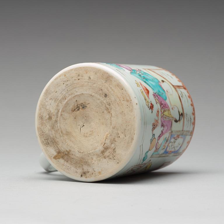 MUGG, porslin. Qingdynastin, 1700-tal.