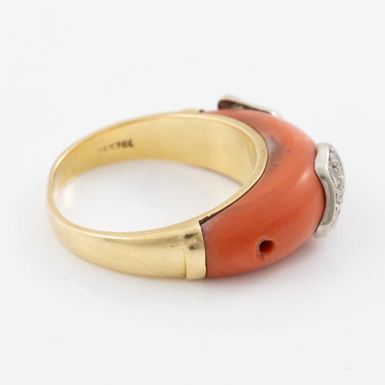 Ring, 18K gold with coral and octagon-cut diamonds.