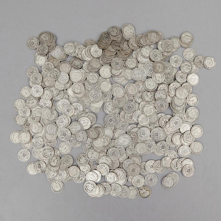 SAMLING SILVERMYNT, enkronor, Oscar II 1875-1907. Total vikt ca 3000 gram.
