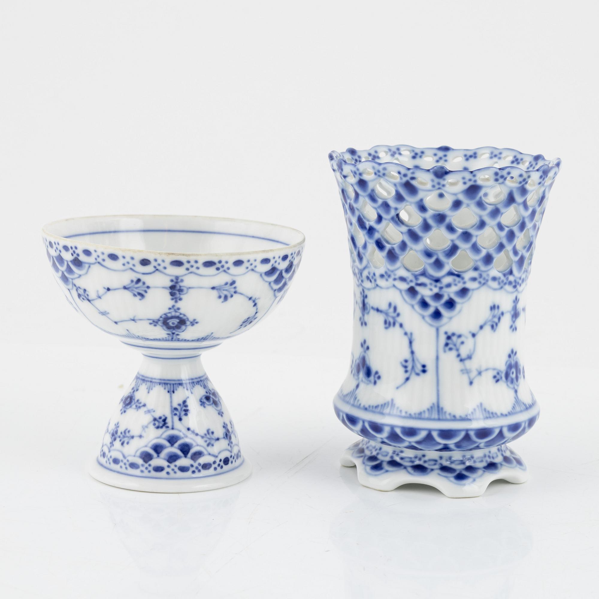 Royal Copenhagen, a 'Musselmalet' porcelain dinner service, Royal Copenhagen, Denmark.