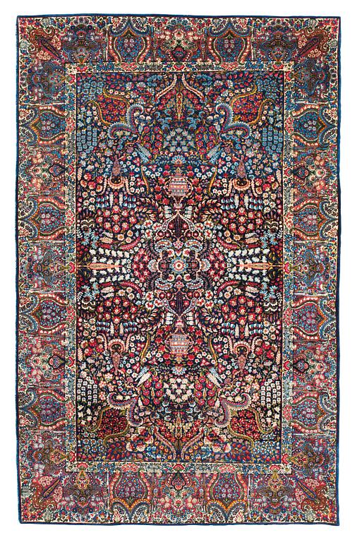 SEMI-ANTIQUE/OLD KERMAN. 227 x 145,5 cm.