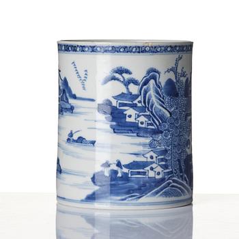 Stop, porslin. Qingdynastin, Qianlong (1736-95).