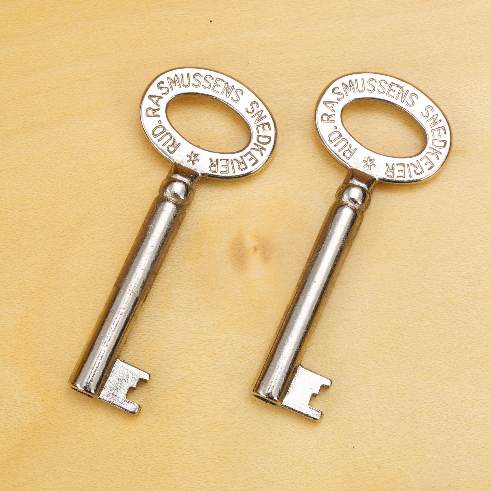 Bernt Petersen, desk, model 454 A.