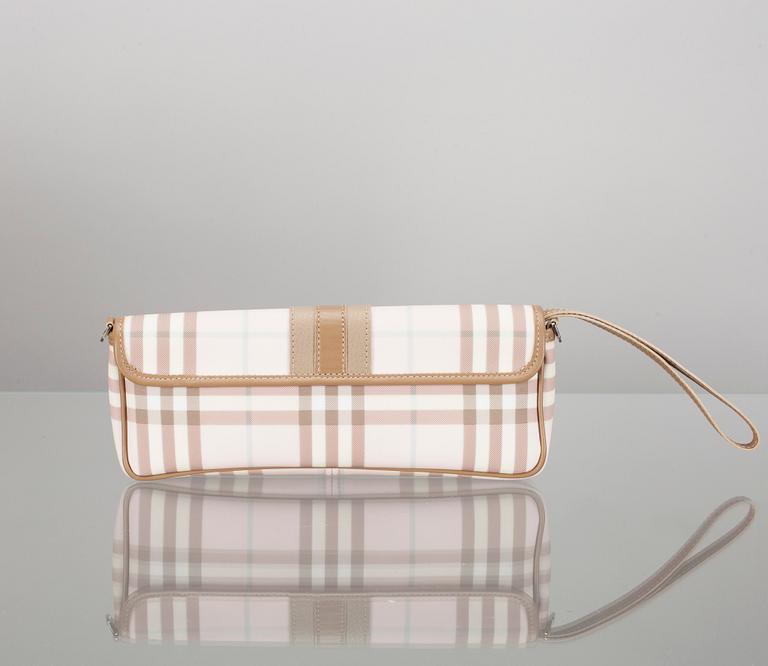 VÄSKA, "Convertible Clutch", Burberry.