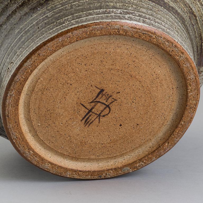 LISA LARSON, a stoneware pot from Gustavsberg Studio.