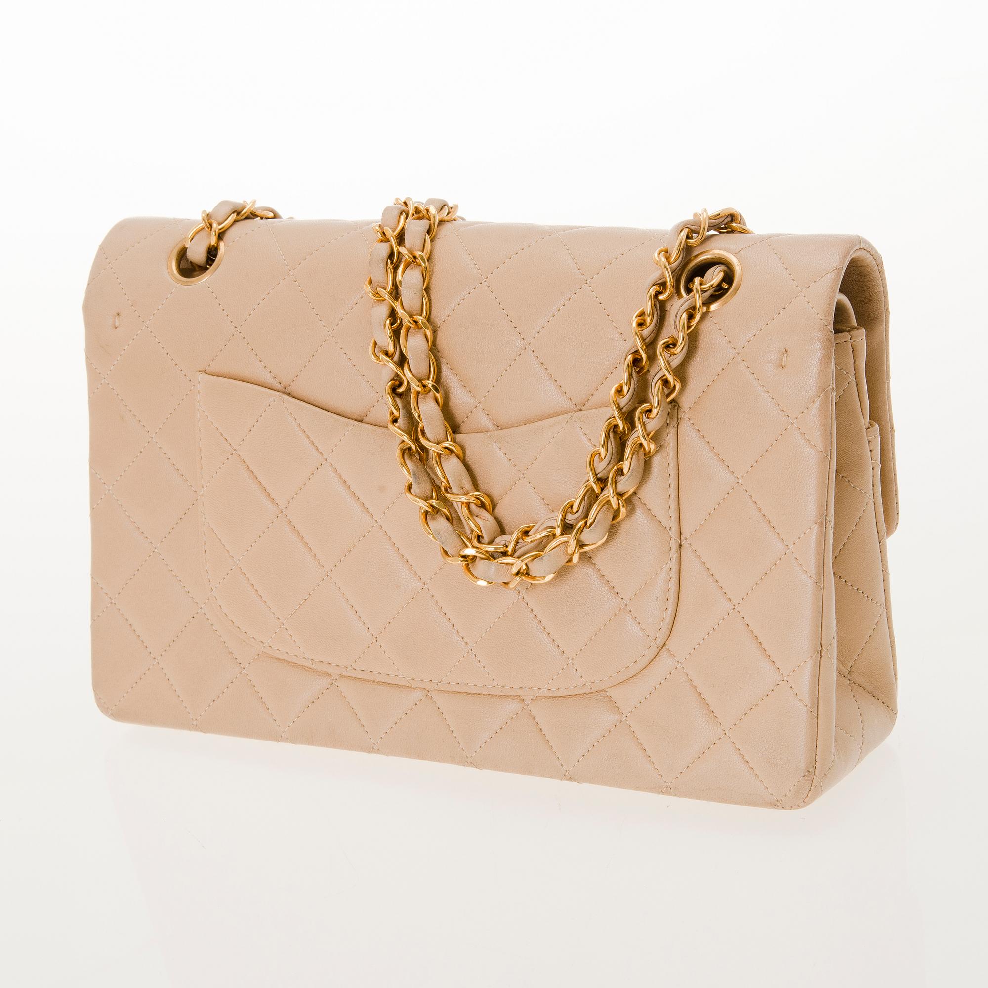 CHANEL, "Double Flap bag", LAUKKU.