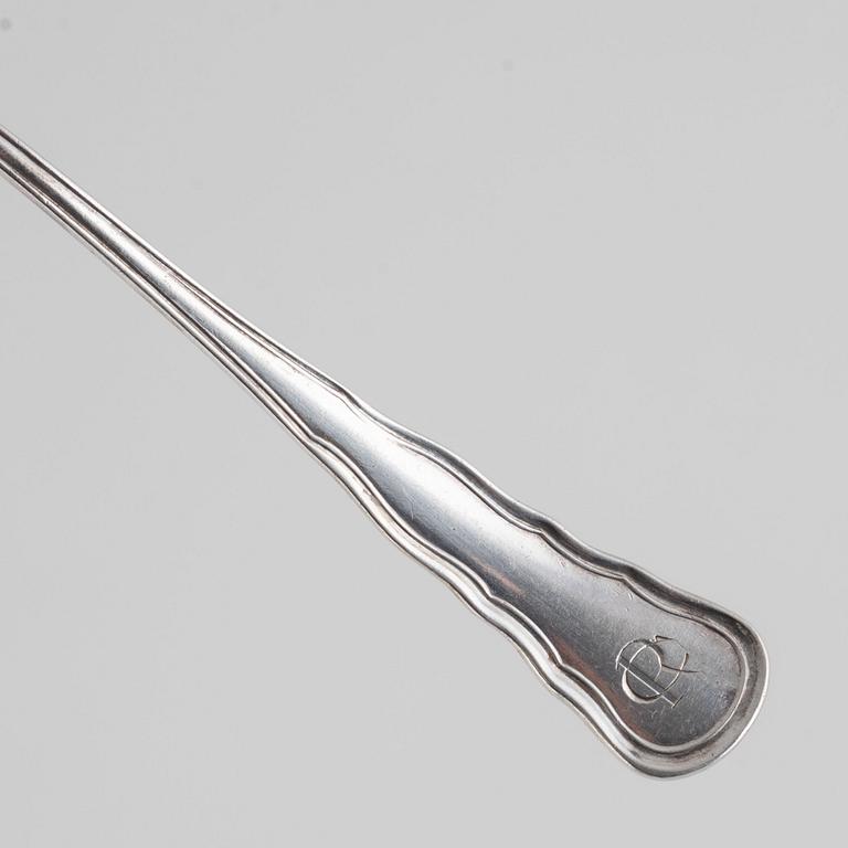 Bestickuppsättning, 78 delar, silver, "Hallbergs Chippendale", CG Hallberg, Stockholm, bl a 1934.